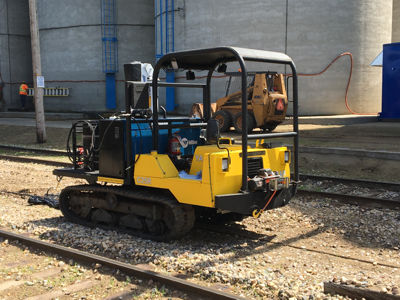 Mobile Railcar Progressioner Servicing Unit